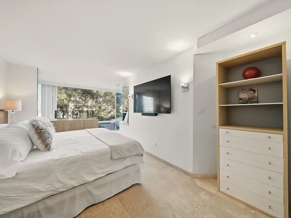1760 Avenida Del Mundo 101 #&-11, Coronado, CA 92118