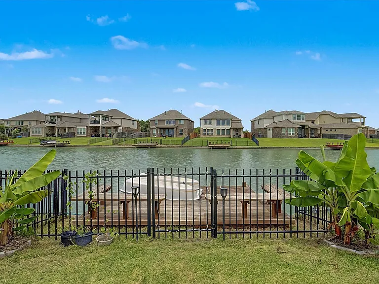 24414 Tesino River Cir — Photo 47