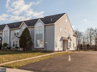 353 Bradford Ln, Lansdale, PA 19446