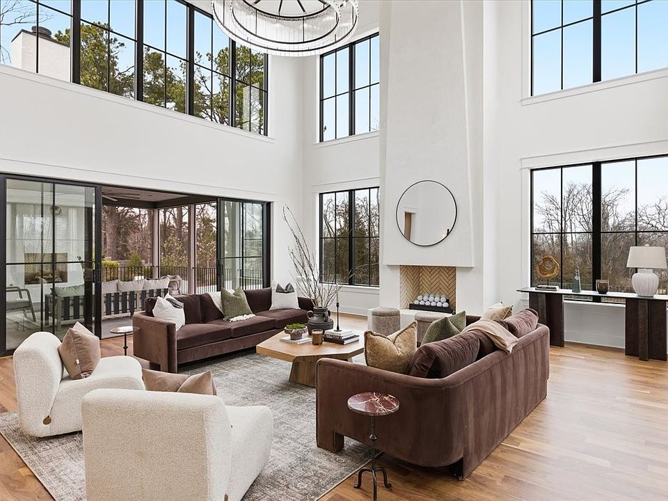28th image of 818 Brentview Dr