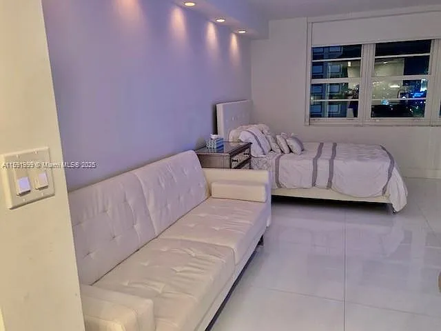 100 Lincoln Rd #711 — Photo 17