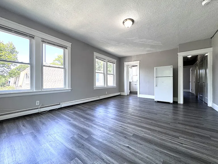 50 Glendale Ave #5 — Photo 2