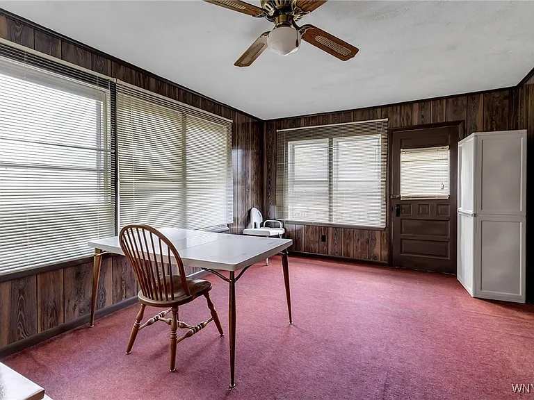 5232 Genesee St — Photo 2