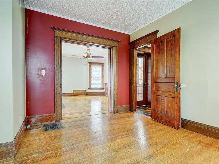 31 Birch Cres — Photo 18