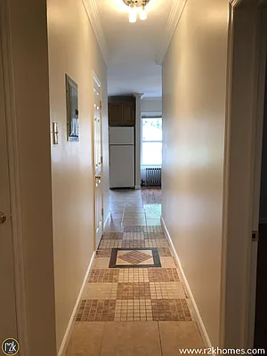 Rented by Realty 2000 Corp | media 28