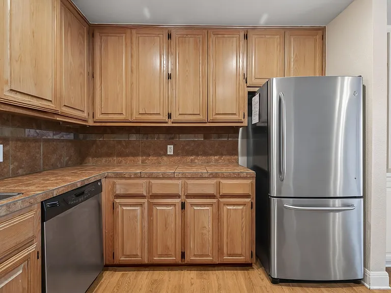 2500 Steck Ave #39 — Photo 8