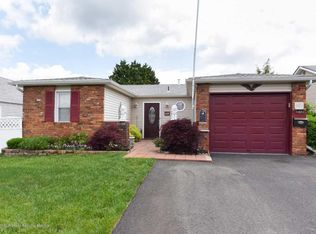 37 Sidney Ct, Brick, NJ 08724