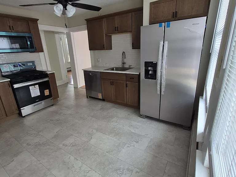 73 Brooklawn St — Photo 8