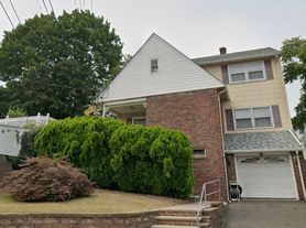 12 N 9th St, Hawthorne, NJ