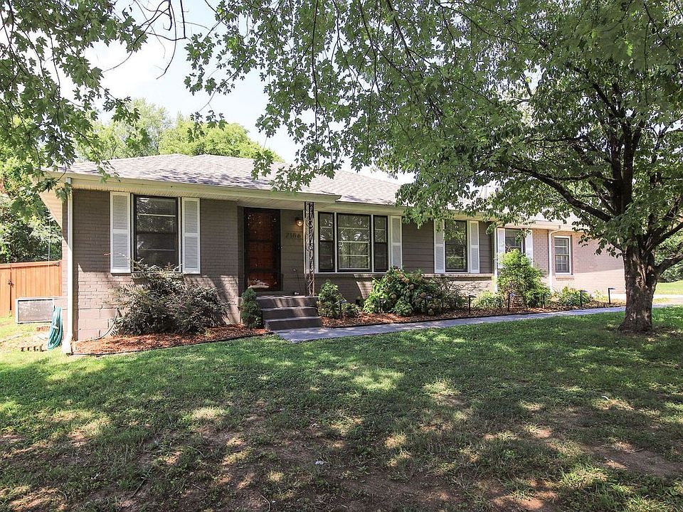 1st image of 2106 Crystal Dr
