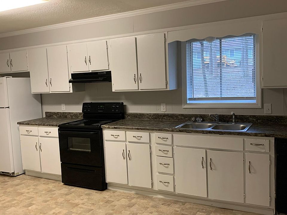 2nd image of 113 Old Spring Rd