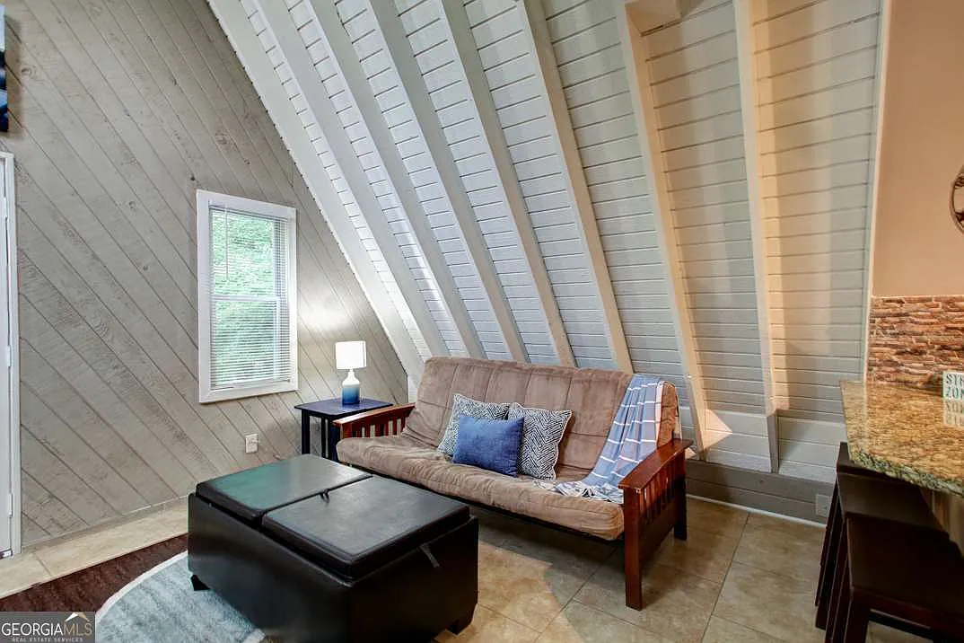 1 bed, 1.0 bath, 1000 sqft, $2,950 — Photo 3