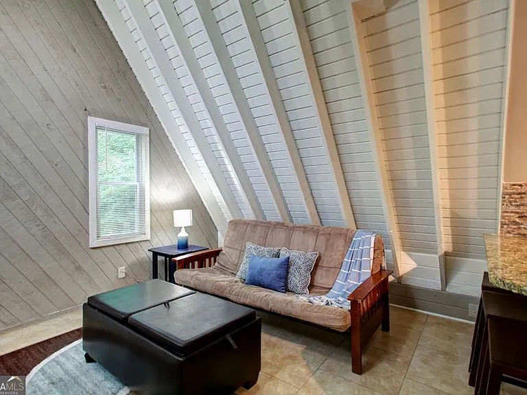 502 Bentwood Dr — Photo 7