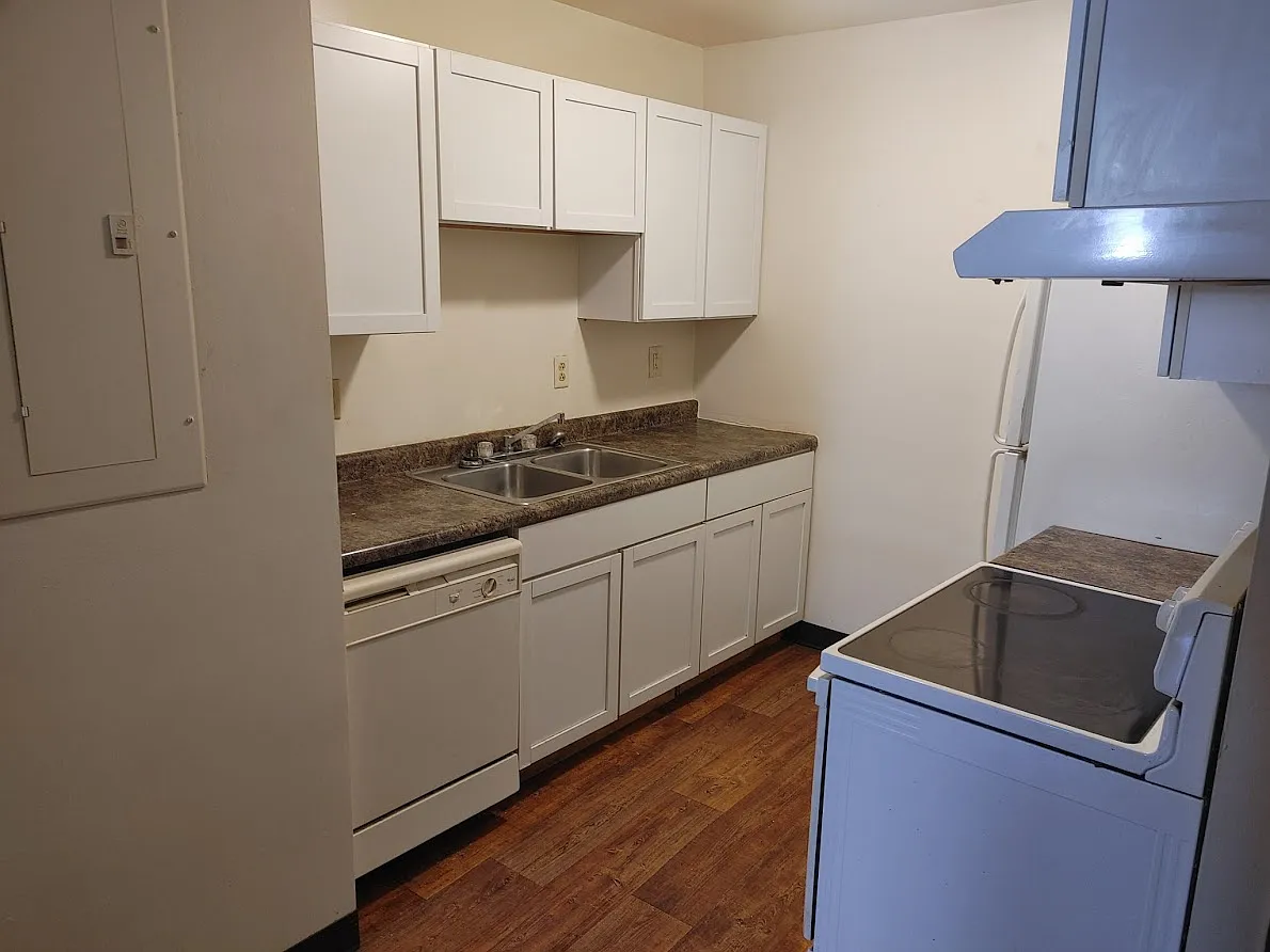 314 Randolph Street - E-107 — Photo 4