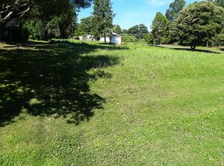 E Chestnut Hill Rd, Townsend, TN 37882