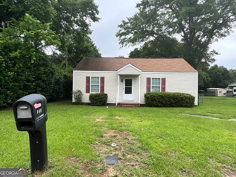 117 Thomas Blvd — Photo 1