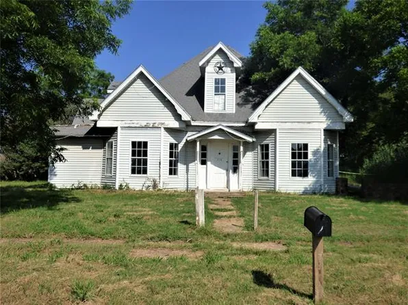 313 S Rusk St, Ranger, TX 76470