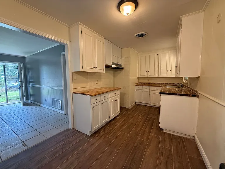 2919 Hillcrest Ave — Photo 7
