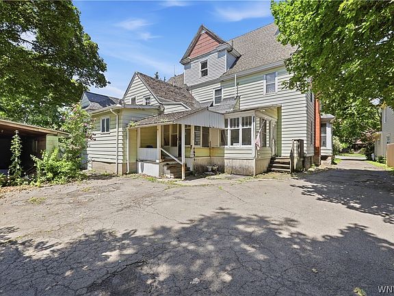 3rd image of 128 Ontario St