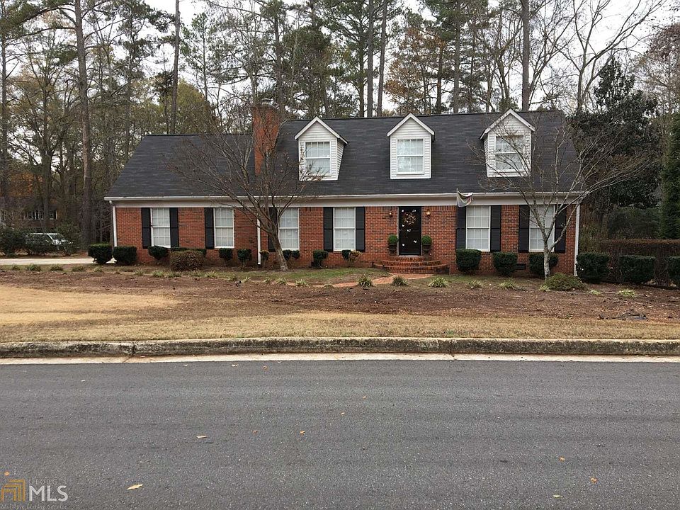 1st image of 5 Heritage Dr
