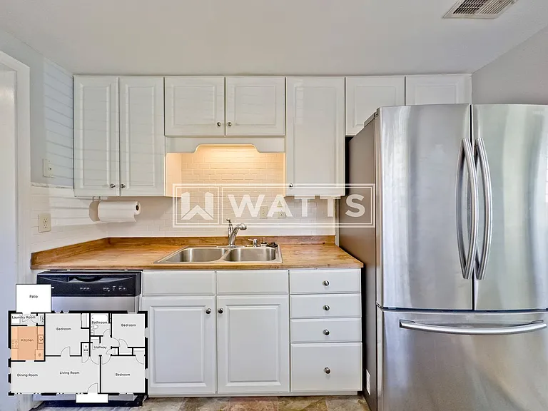 616 Royal St — Photo 10