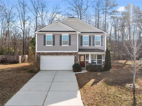 177 Solstice Dr, Haw River, NC 27258