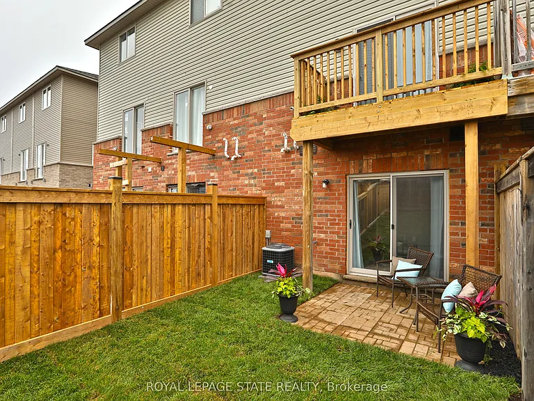 45 Edenrock Dr — Photo 23