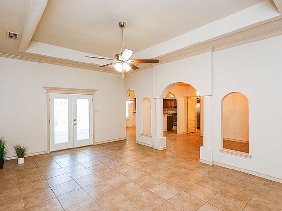 5th image of 105 Lake Geneva Dr