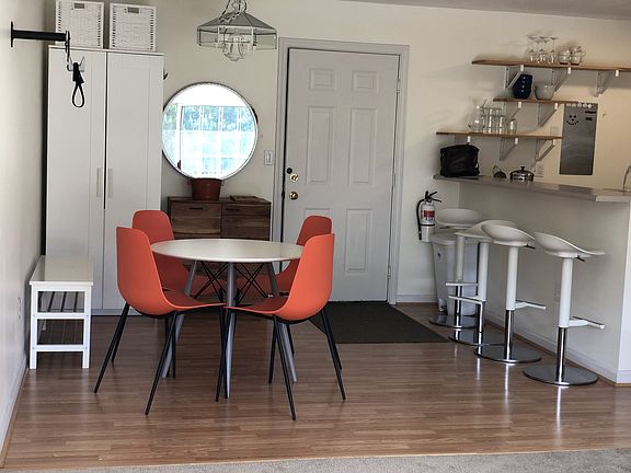 5th image of 412 Hildred Dr #412