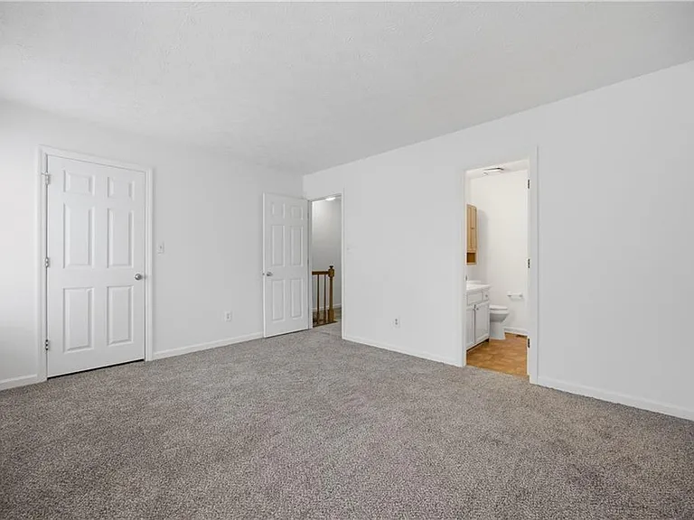 4066 Heritage Valley Ct — Photo 10