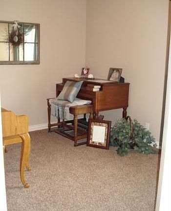 5th image of 523 Golden Willow Dr