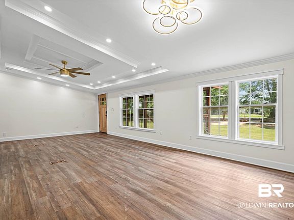 5th image of 9230 McLeod Rd