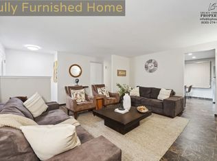720 Kemah Ln, Schaumburg, IL 60193