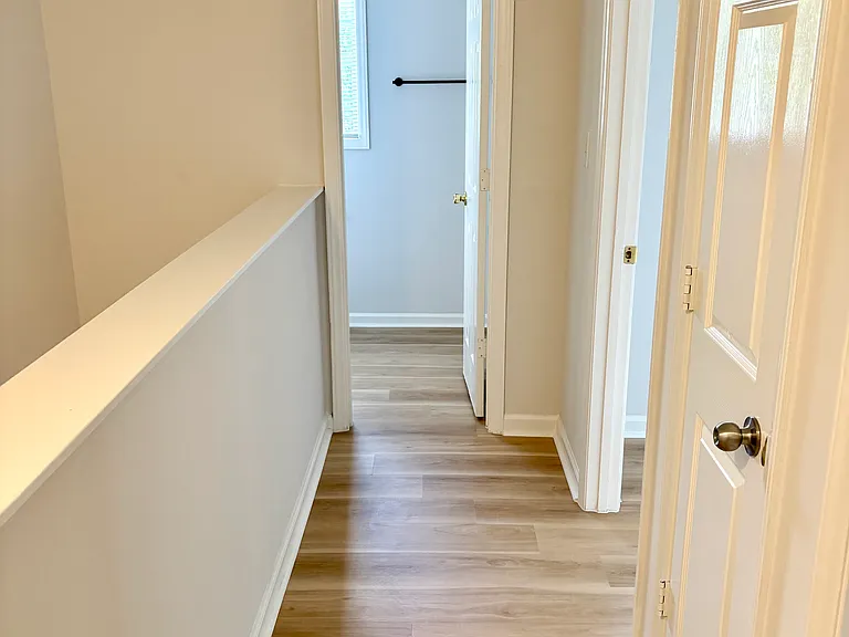 10 Kilburn Ln — Photo 31