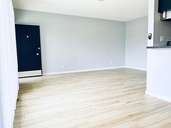 3rd image of 1845 Canyon Dr APT 19
