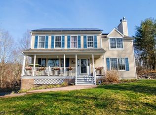 43 Sand Pond Rd, Hardwick, NJ 07825