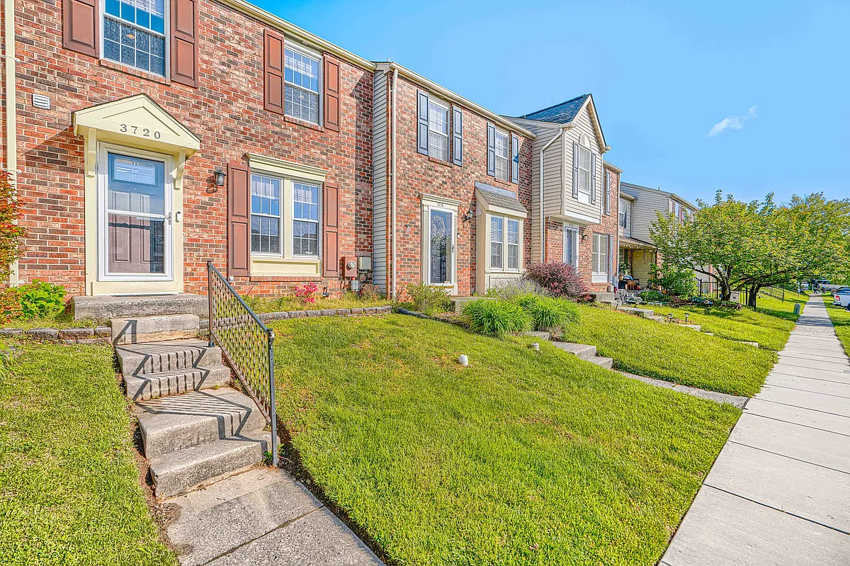 Building Photo - 3720 Timahoe Cir