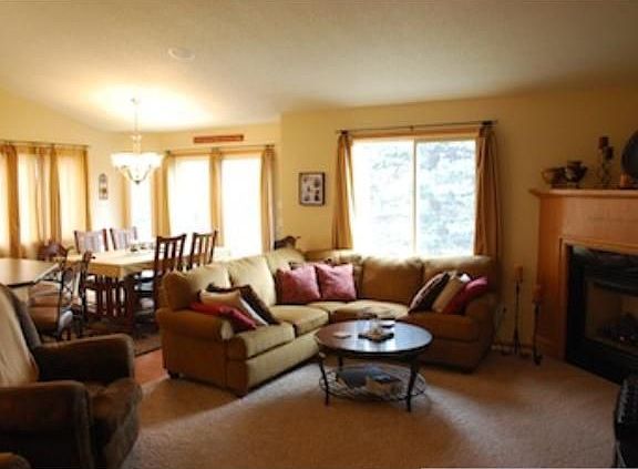 5th image of 316 4th Ave NE