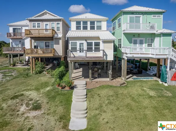 108 Clements Cv, Port Lavaca, TX 77979