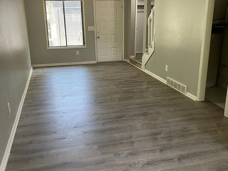 2014 King Ave — Photo 3