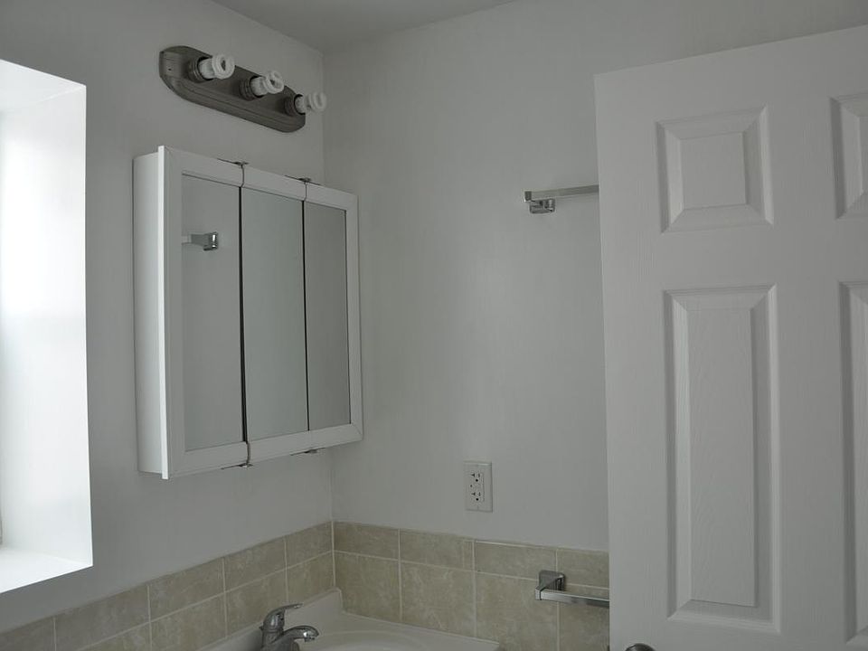 1st image of 110 Westlawn Ave