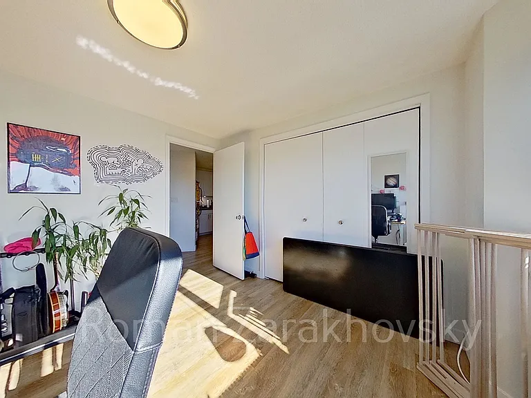 18 Webster Ave #3 — Photo 6