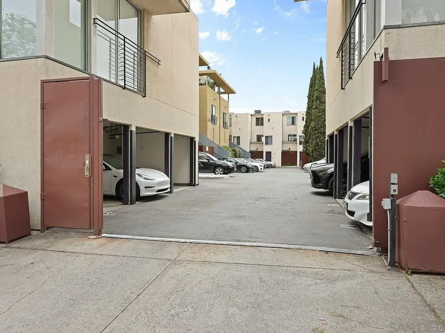 1 bed, 660 sqft, $3,100 — Photo 2