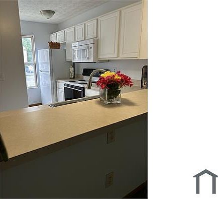 2nd image of 2797 Boulder Ln #2799
