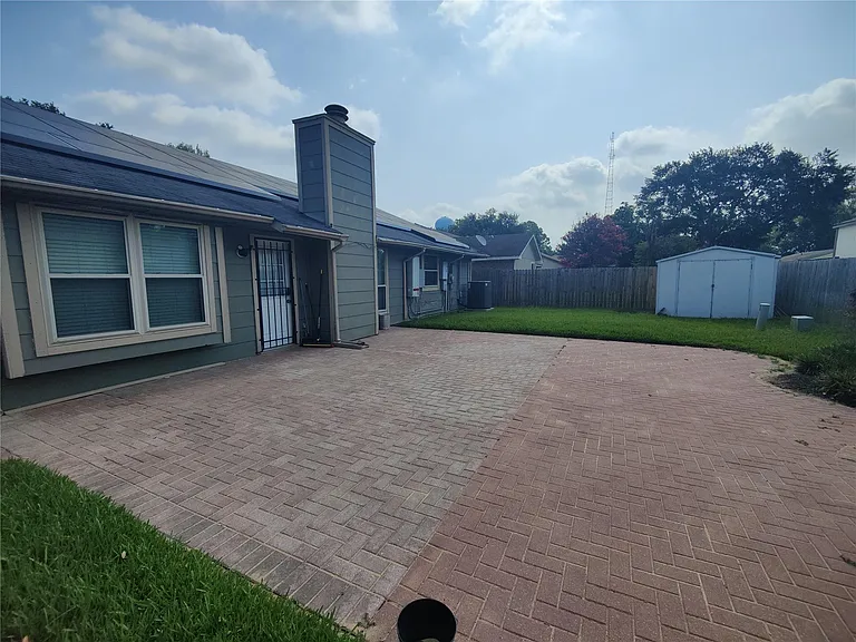 2715 Ashington Dr — Photo 38