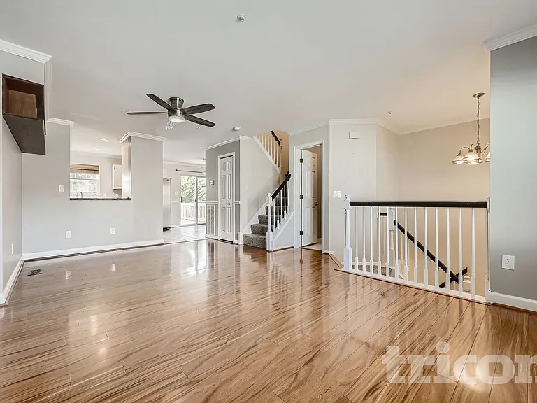 38 Glyndon Gate Way — Photo 5