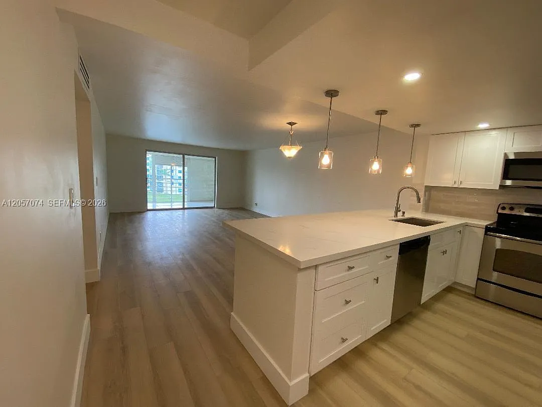 Meadowbrook Lakes View Co — Photo 3
