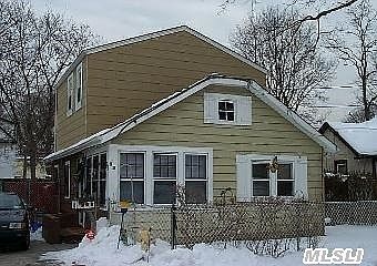 2nd image of 93 Bennett Ave