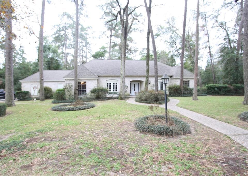 1st image of 2947 Kings Forest Dr