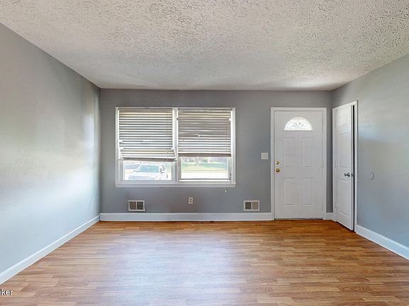 3rd image of 7606 Pintail Dr